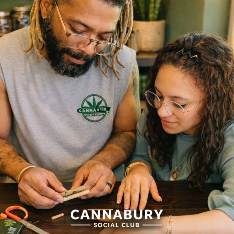 Cannabury 768x768
